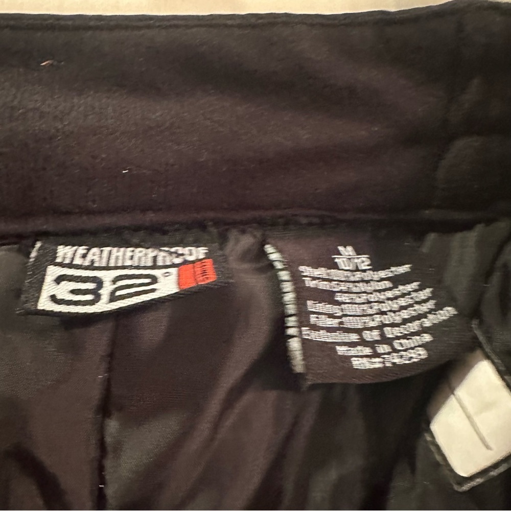 32 Degree WeatherProof  Black  Unsex Snow Pants - Picture 16 of 16
